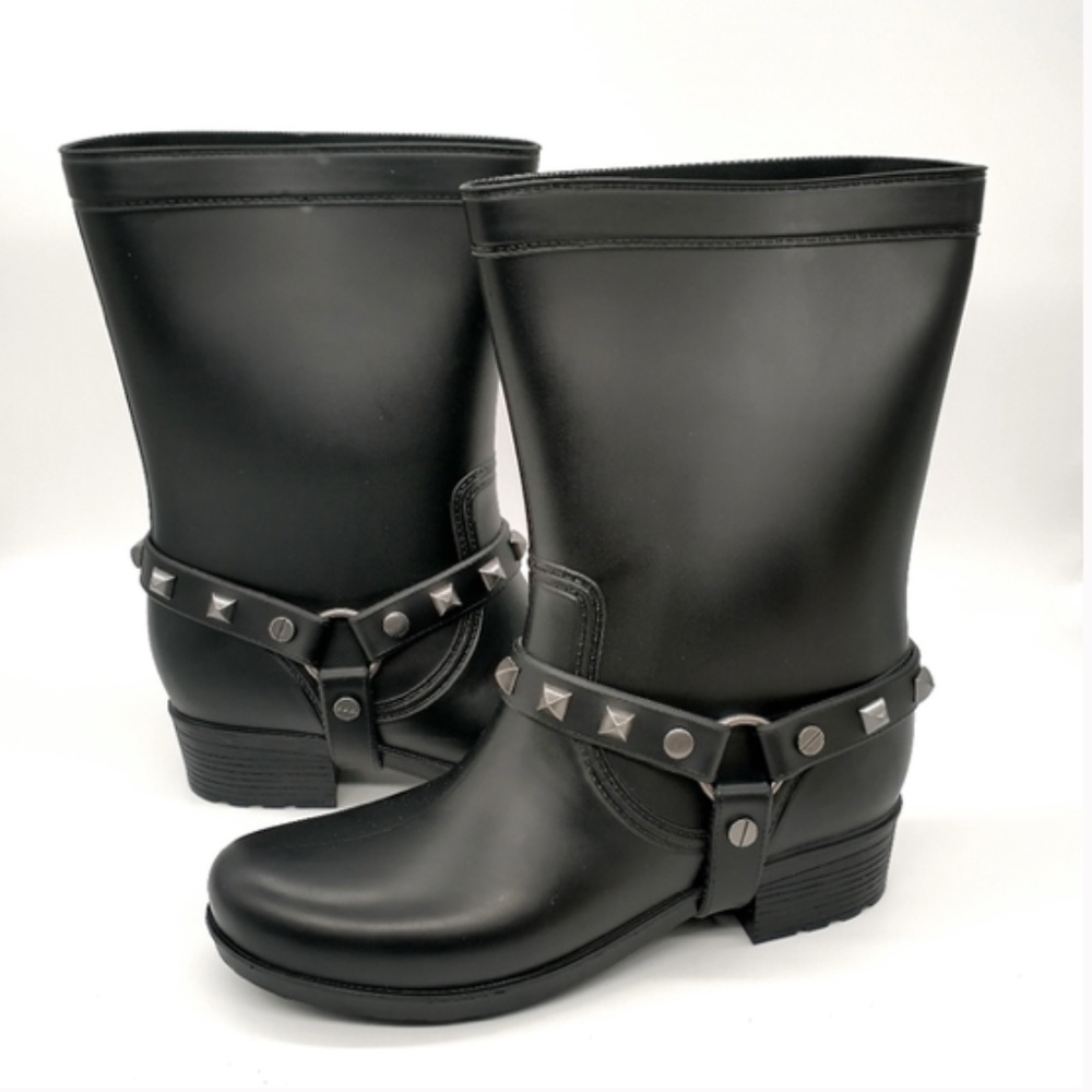 Dirty Laundry Back Studded Rain Boots Size 8
